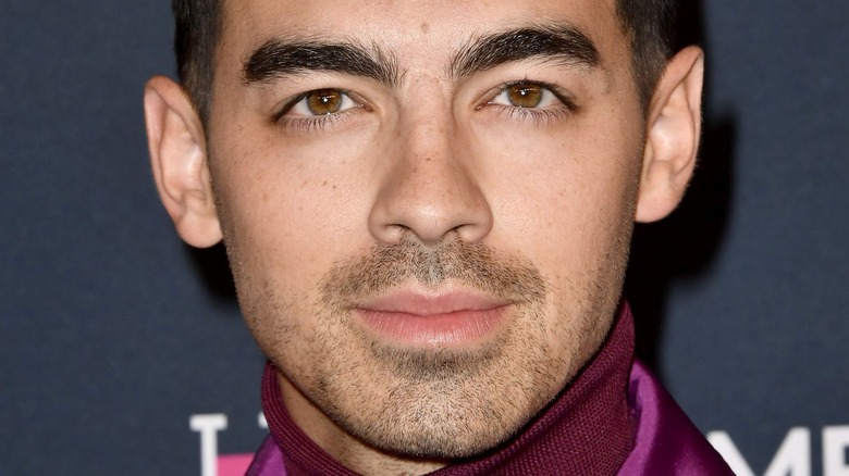 Joe Jonas explique pourquoi il garde sous clé les détails de son mariage avec Sophie Turner