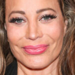 La chanteuse Taylor Dayne parle franchement de son expérience déchirante avec le cancer