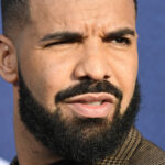 Les paroles de Drake sur Roe V. Wade dans Spin Bout U ont Twitter l’appelant