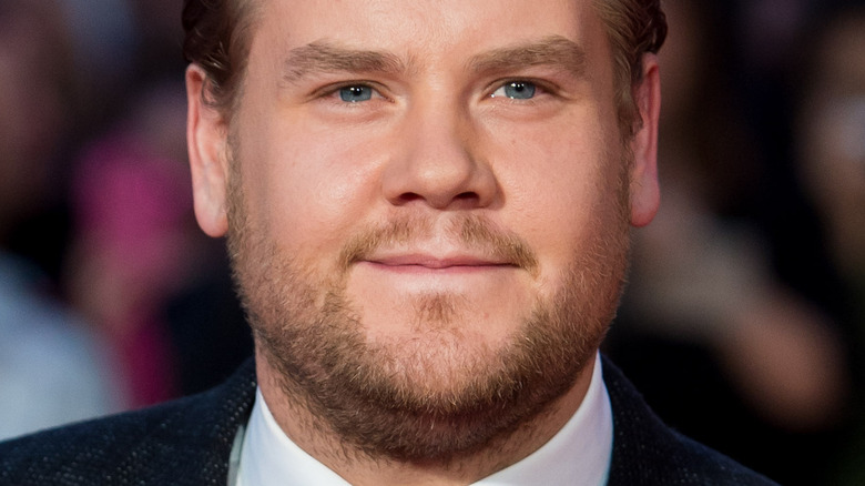 James Corden assiste à la première de l'événement