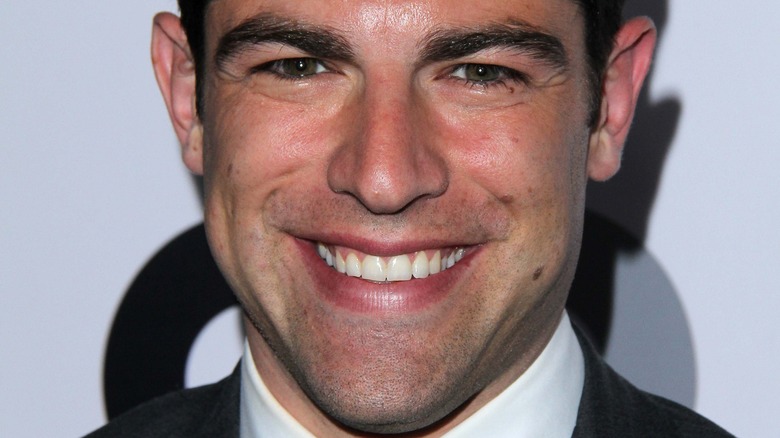 Max Greenfield a une relation intéressante avec Gwyneth Paltrow