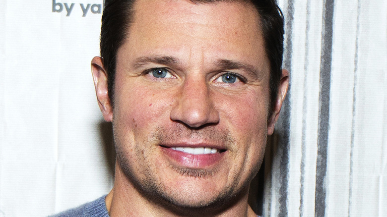 Nick Lachey ombre apparemment son premier mariage avec Jessica Simpson lors de la réunion Love Is Blind