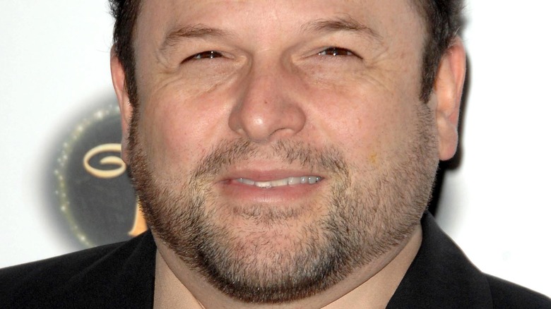 Raconter des détails sur Jason Alexander