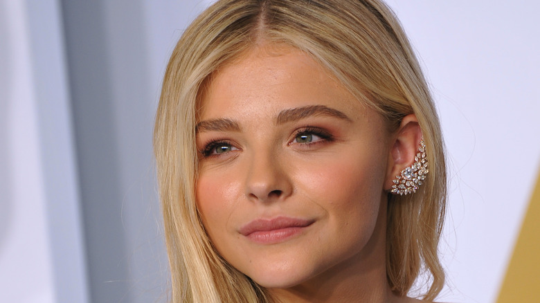 Chloe Grace Moretz brille de mille feux