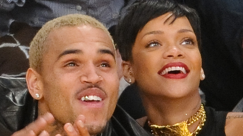 Chris Brown et Rihanna lors d'un événement sportif