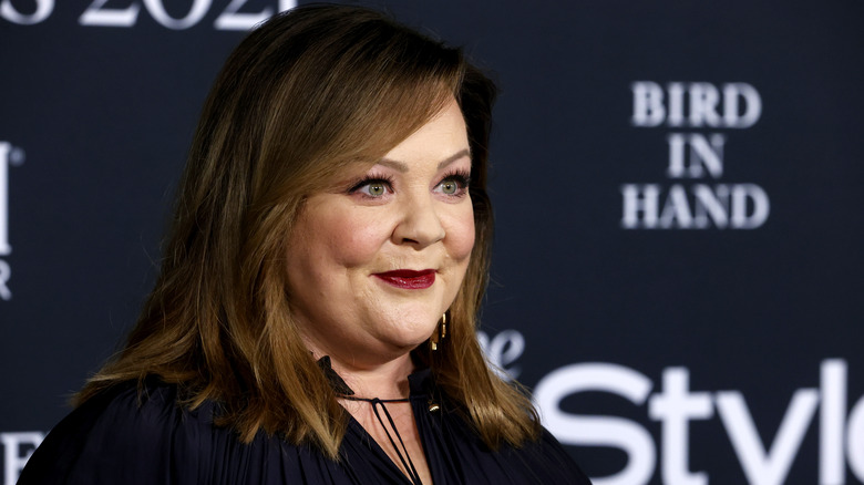 Melissa McCarthy a l'air glamour