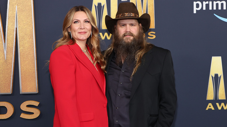 Chris et Morgane Stapleton souriants