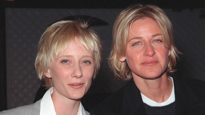 Anne Heche et Ellen DeGeneres posent ensemble en 1999