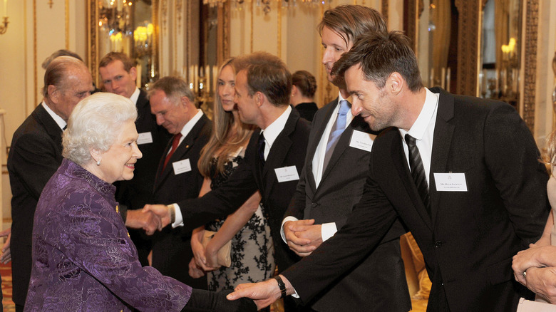 Hugh Jackman rencontre la reine Elizabeth II