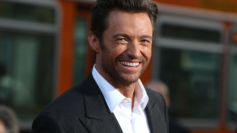 Hugh Jackman souriant.