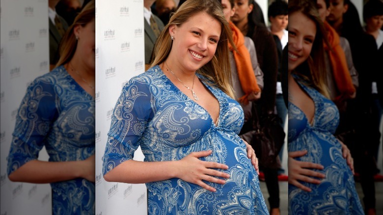 Jodie Sweetin berce son baby bump