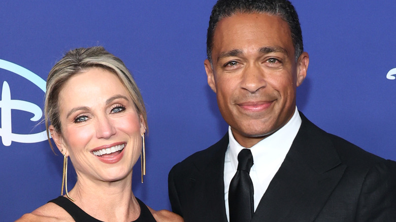 TJ Holmes et Amy Robach sur le tapis rouge 