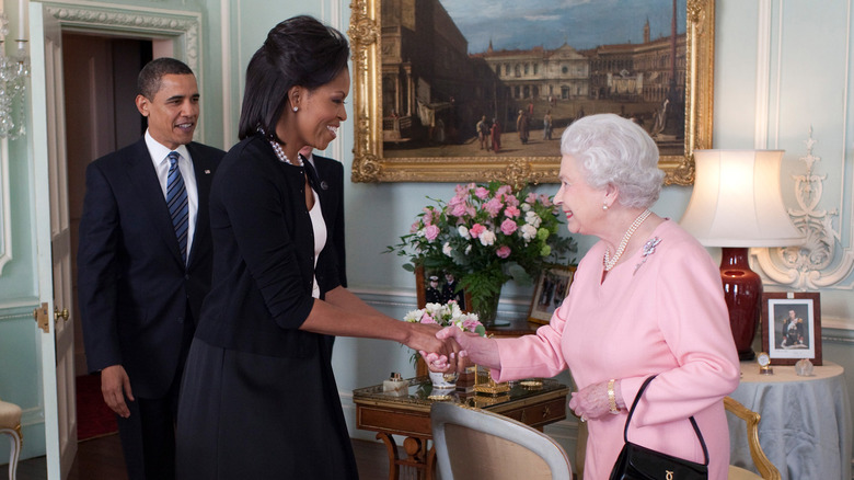 Les Obama et la reine Elizabeth II