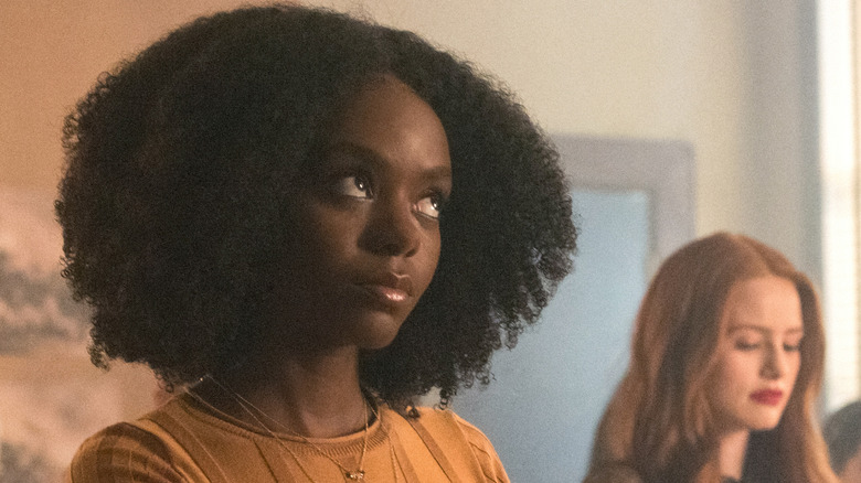 Ashleigh Murray en classe Riverdale