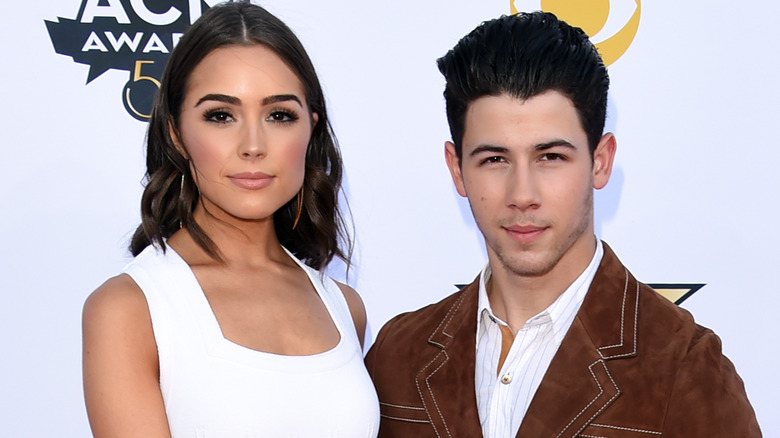 Olivia Culpo pose avec Nick Jonas