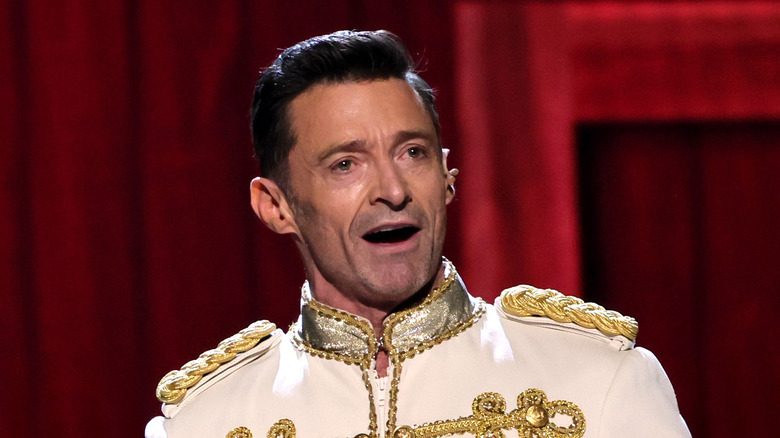 Hugh Jackman chante sur scène