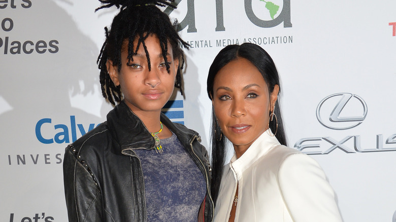 Jada Pinkett Smith posant avec Willow Smith