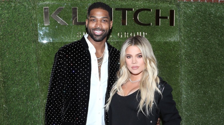 Tristan Thompson et Khloe Kardashian lors d'un événement