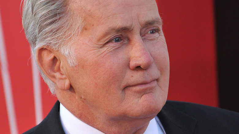 Martin Sheen posant pour des photos