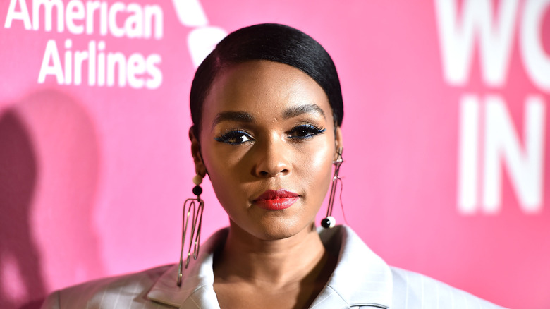 Janelle Monae posant