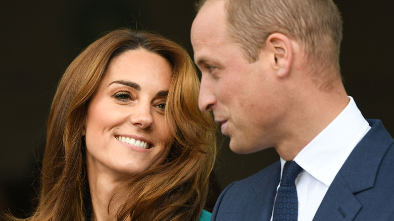 Le prince William et Kate Middleton souriant