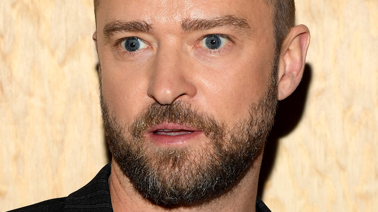 Justin Timberlake a l'air choqué