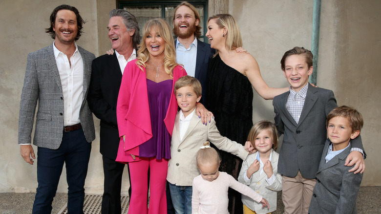 Golden Hawn avec ses enfants et petits-enfants 