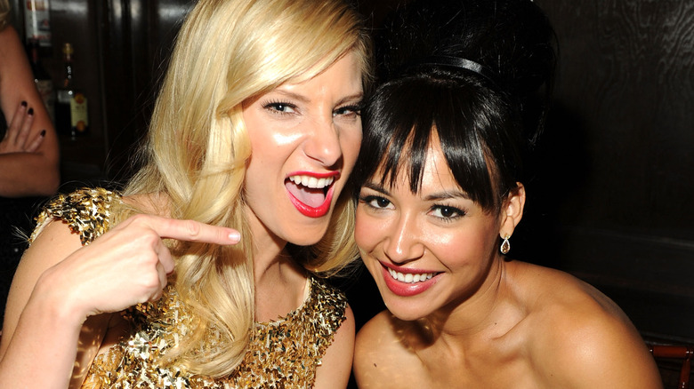 Heather Morris et Naya Rivera posent