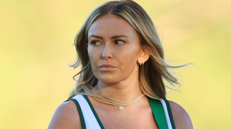 Paulina Gretzky grimaçante en 2022