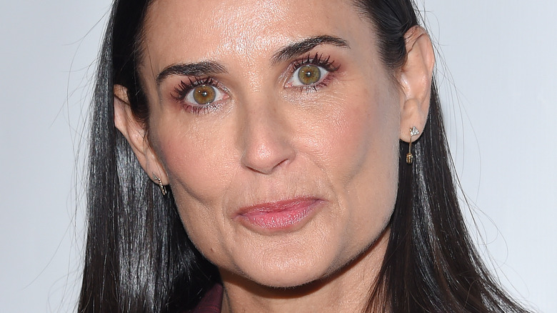 Demi Moore a-t-elle reçu de l’argent d’Ashton Kutcher lors de leur divorce ?