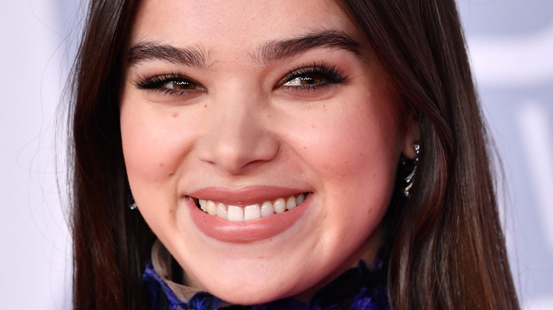 Hailee Steinfeld est-elle toujours amie avec Taylor Swift ?