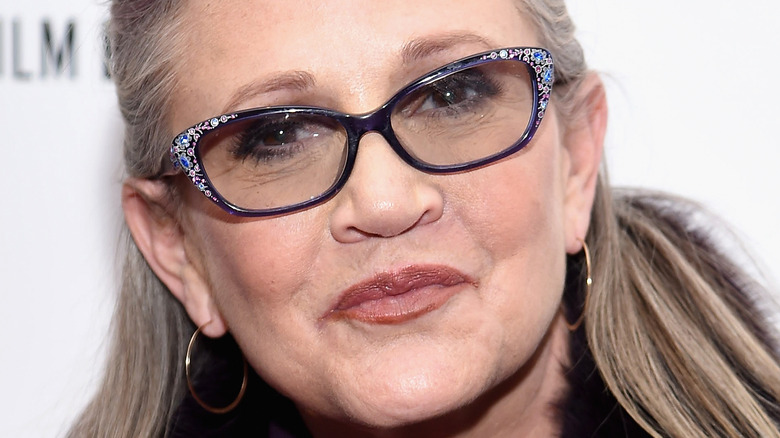 La fille de Carrie Fisher publie un hommage déchirant à l’occasion de l’anniversaire de la mort de sa mère