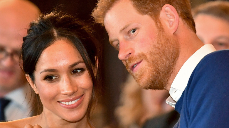 Le prince Harry et Meghan Markle pourraient faire leurs débuts à la télévision tard dans la nuit