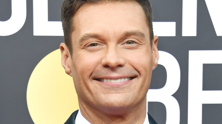 Ryan Seacrest semble faire de l’ombre à Anderson Cooper et Andy Cohen avec NYE Quip