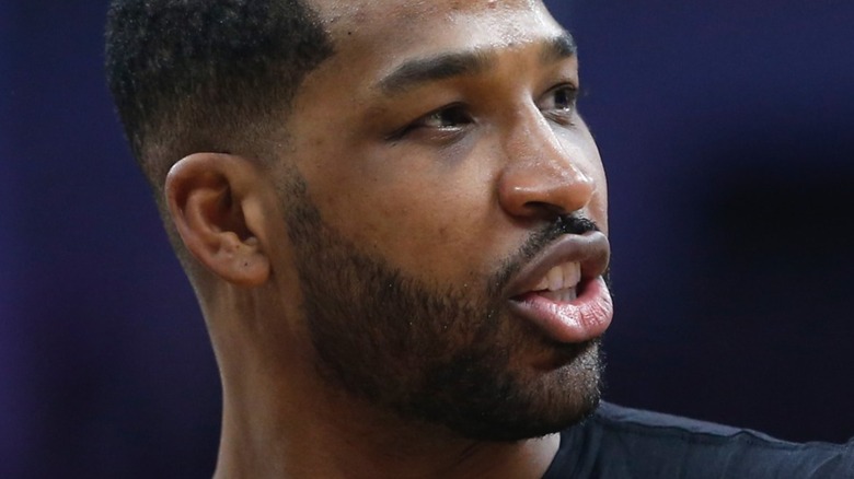 Tristan Thompson joue au basket