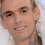 Une chronologie des relations d’Aaron Carter