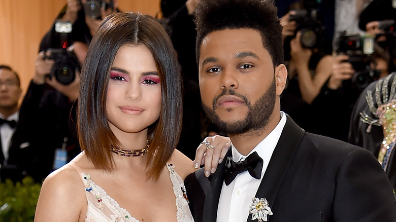 Selena Gomez et The Weeknd au Met Gala