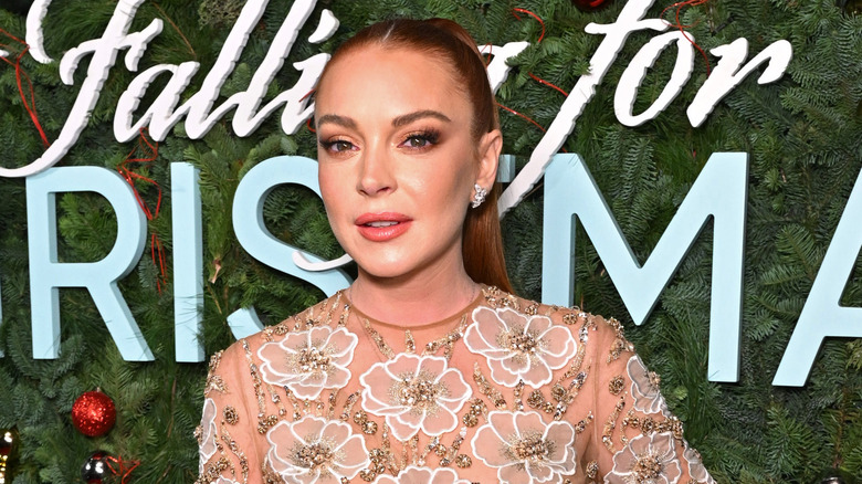 Lindsay Lohan à la projection par les fans de Falling for Christmas en 2022