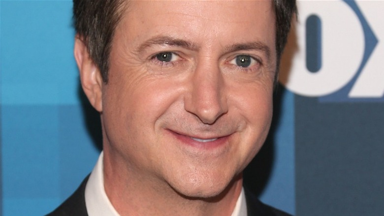 Un gros plan de Brian Dunkleman