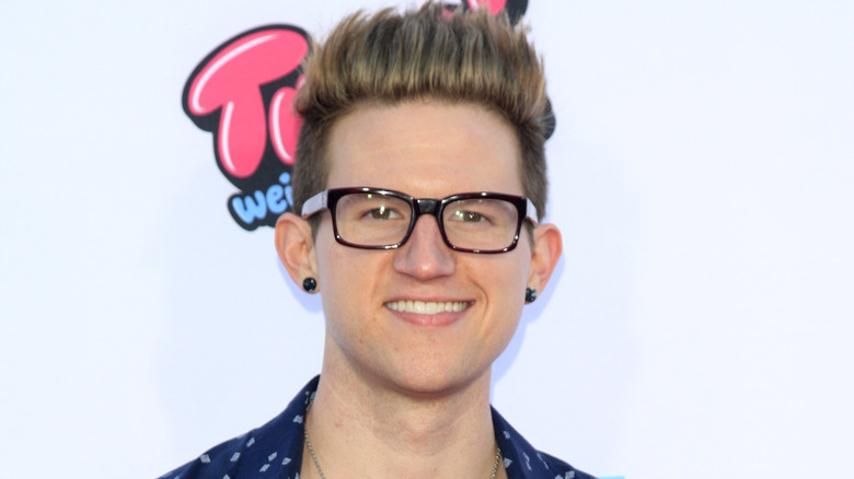 Ricky Dillon souriant