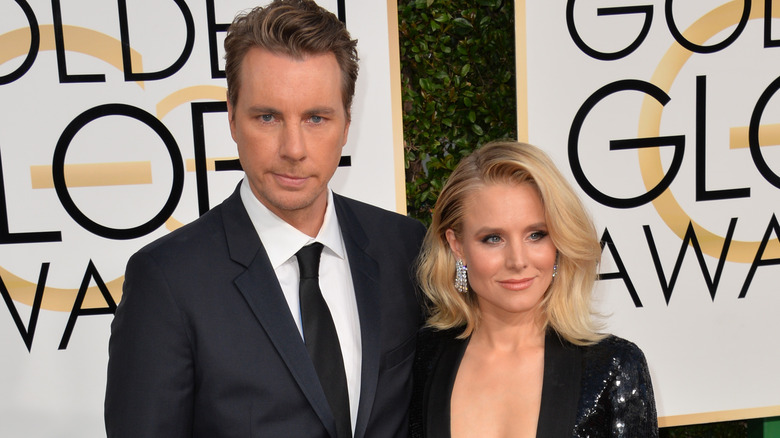 Dax Shepard posant avec Kristen Bell