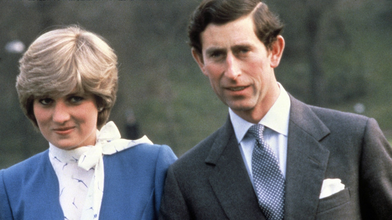 La princesse Diana et le roi Charles posent 