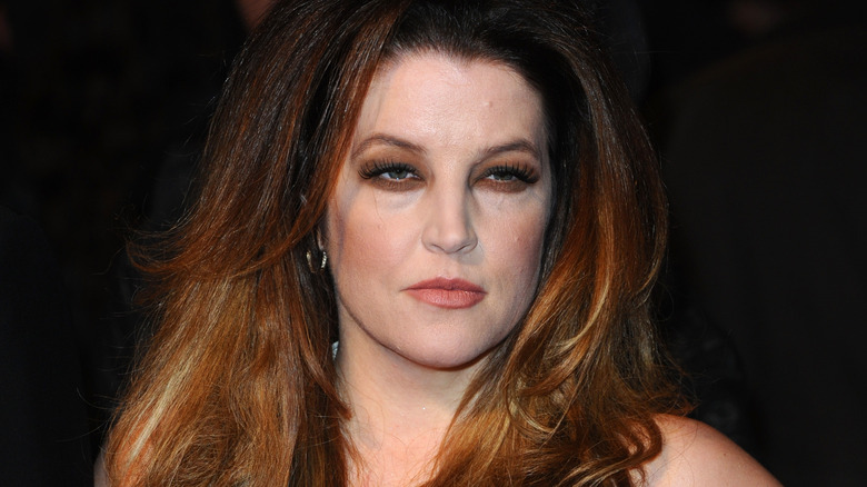 Lisa Marie Presley assiste à un événement