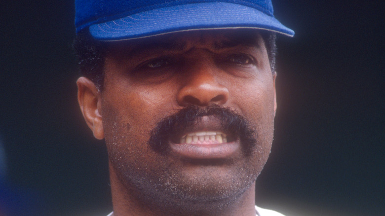 Hal McRae lors d'un match de baseball en 1993