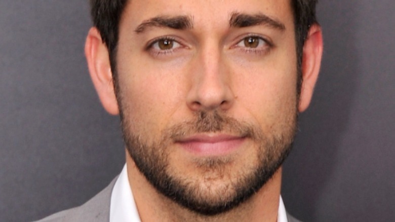 Zachary Levi avec une barbe