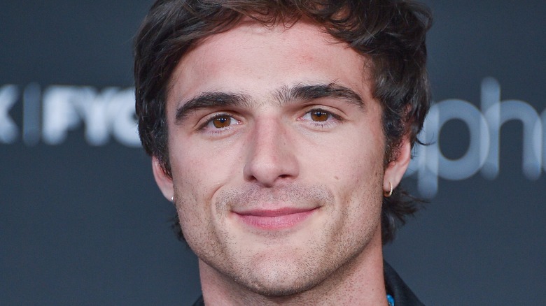 Jacob Elordi souriant