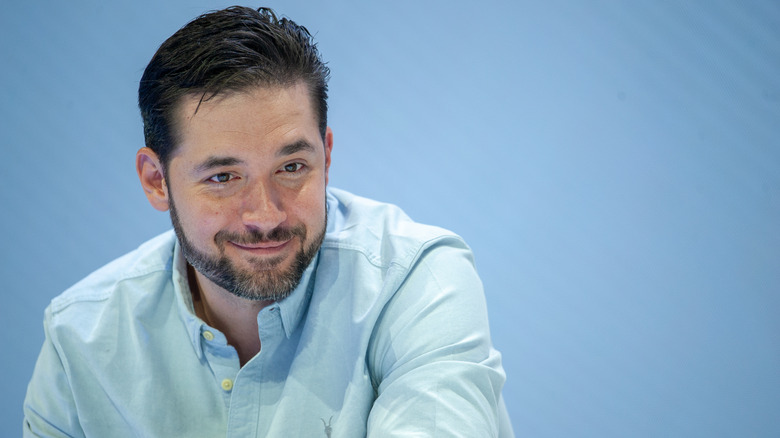 Alexis Ohanian boutonné