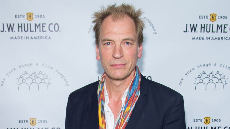 Julian Sands sur le tapis rouge