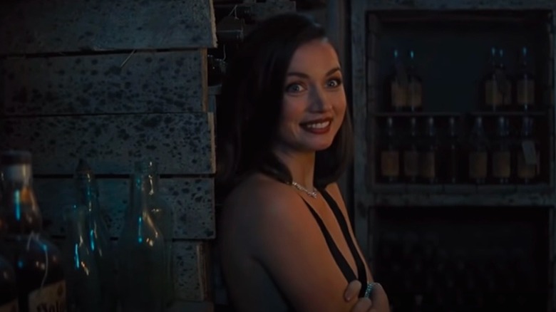 Ana de Armas souriante