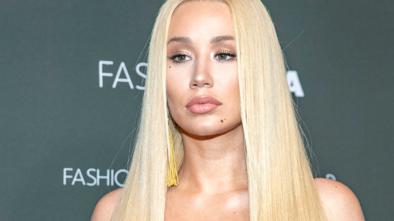 Iggy Azalea posant à l'événement